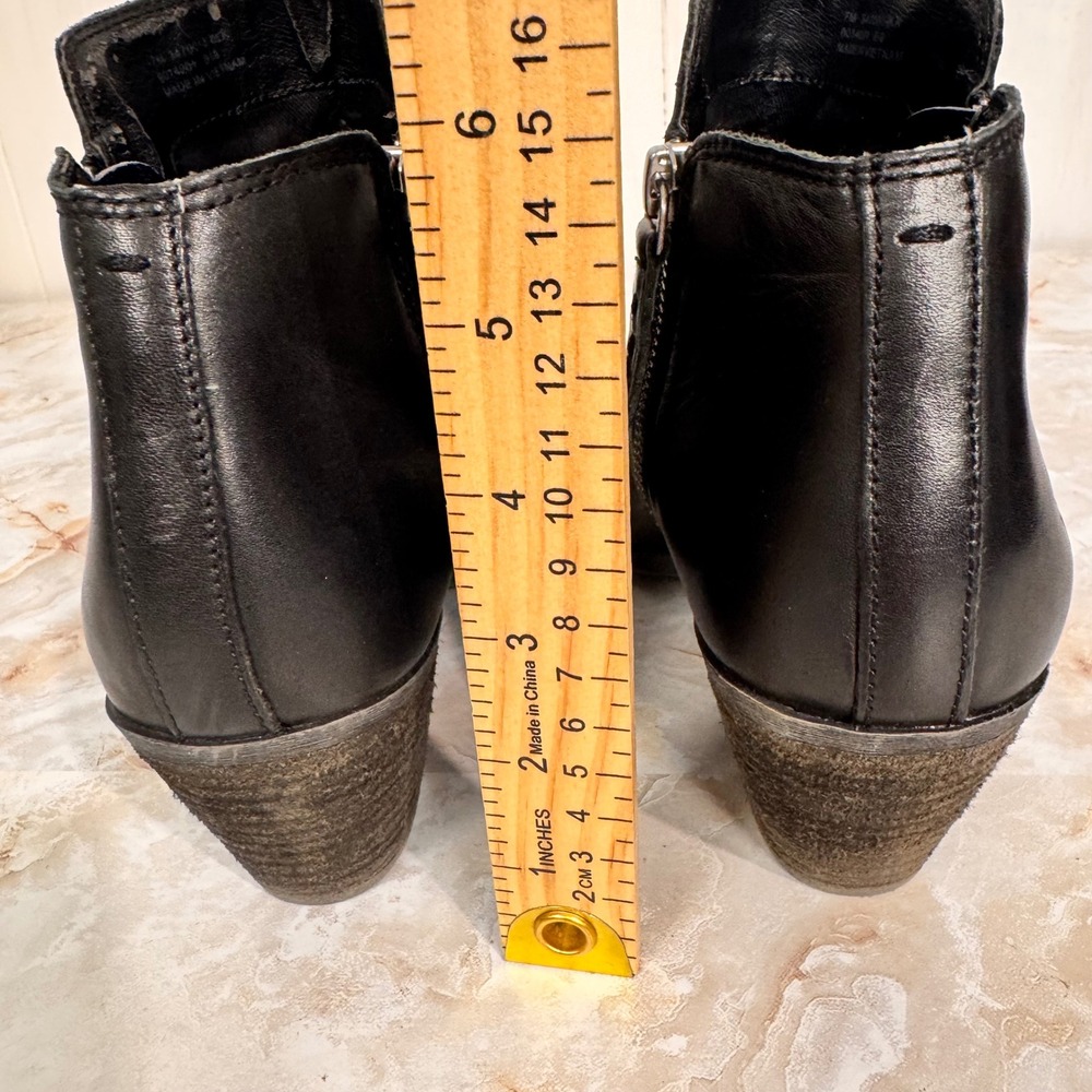 Frye Ankle Bootie Women 7 Black N/A Leather Western Block Heel Zip - Picture 7 of 11